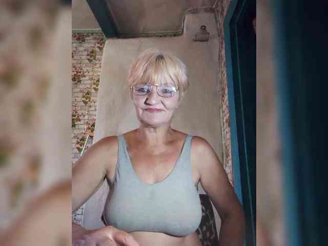 NikaGold45 Sex Cam Show