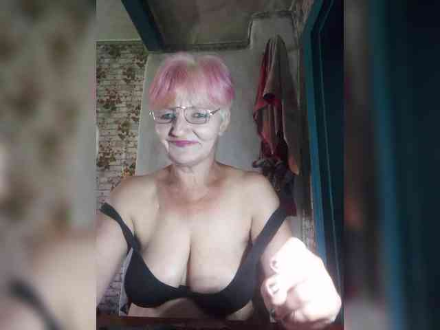 NikaGold45 webcam