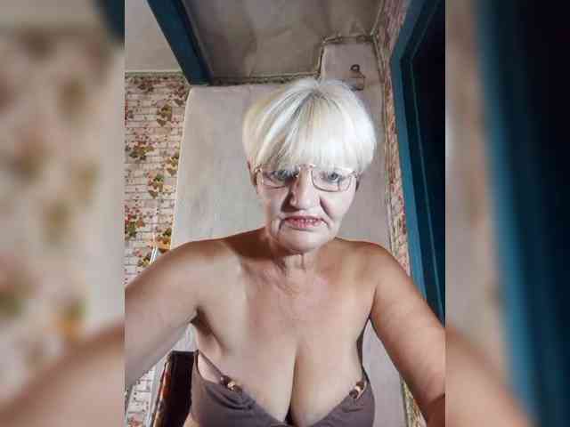 NikaGold45 webcam