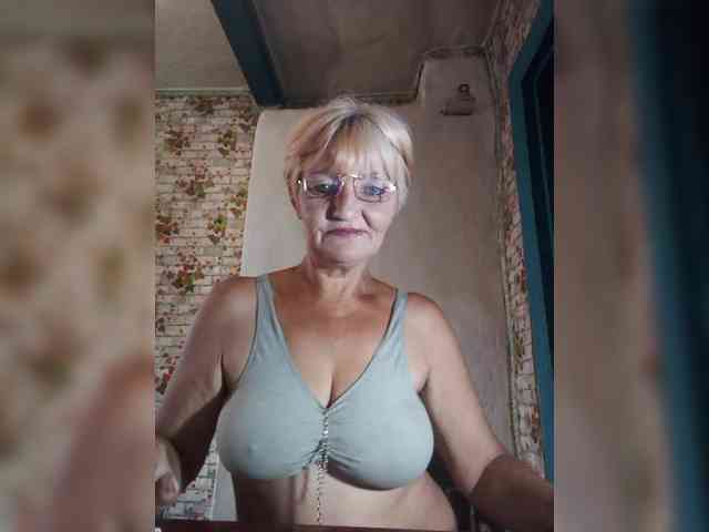 NikaGold45 Sex Cam Show