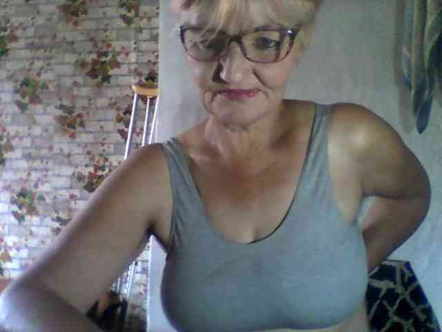 NikaGold45 webcam