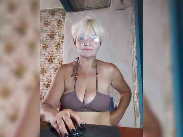 NikaGold45 webcam