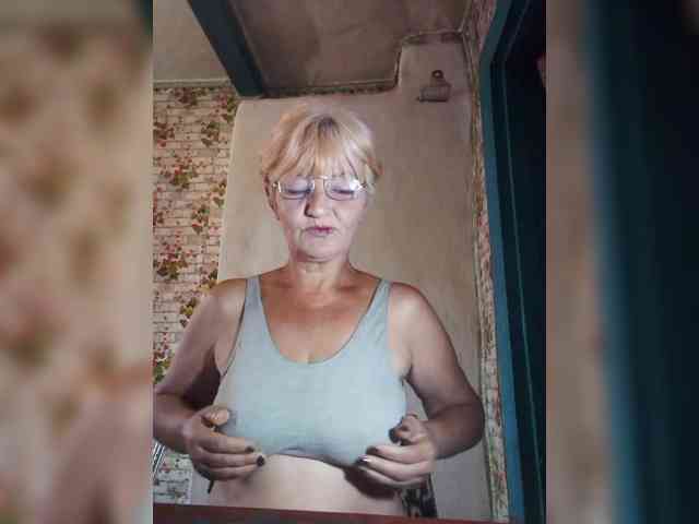 NikaGold45 Sex Cam Show