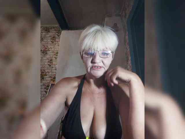 NikaGold45 webcam