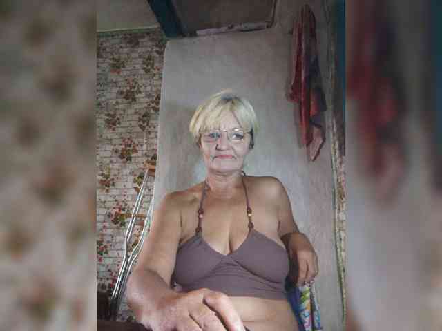 NikaGold45 webcam