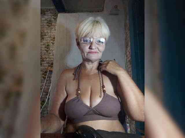 NikaGold45 webcam