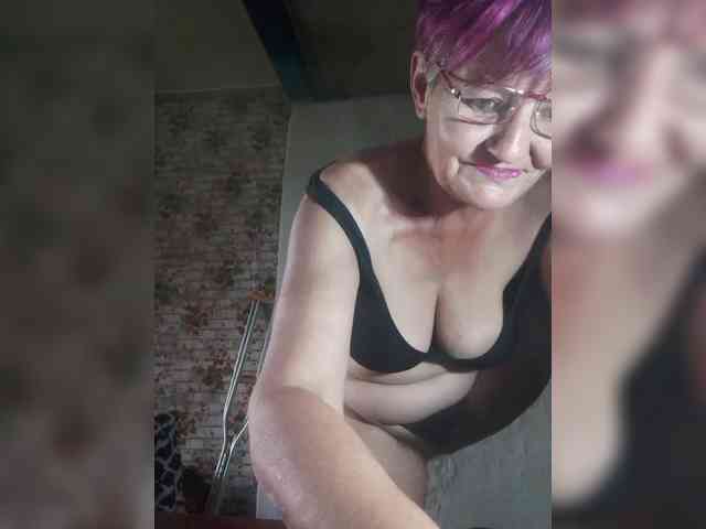 NikaGold45 webcam