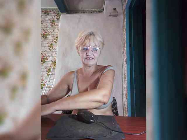 NikaGold45 Sex Cam Show