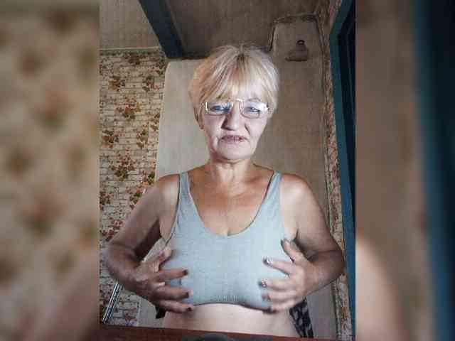 NikaGold45 Sex Cam Show