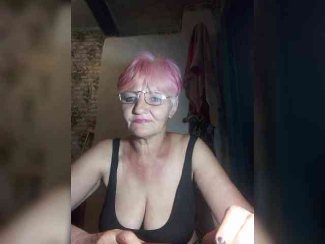 NikaGold45 webcam