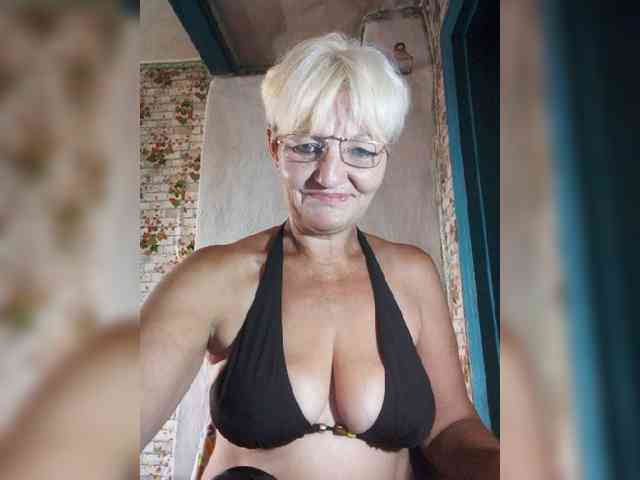NikaGold45 webcam