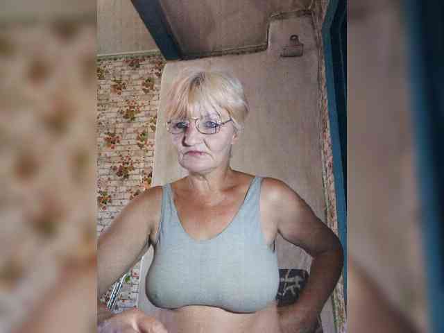 NikaGold45 Sex Cam Show