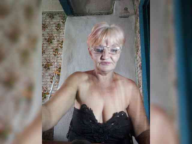NikaGold45 webcam