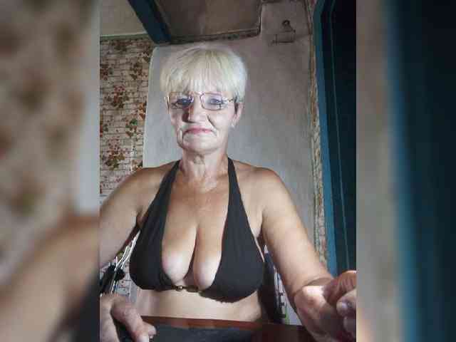 NikaGold45 webcam