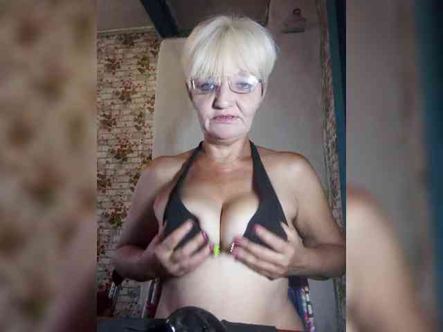 NikaGold45 webcam