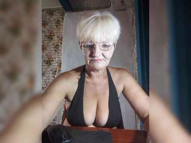 NikaGold45 webcam