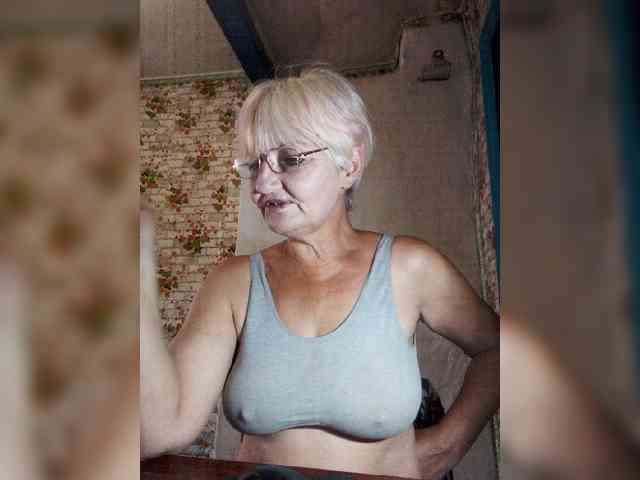 NikaGold45 Sex Cam Show
