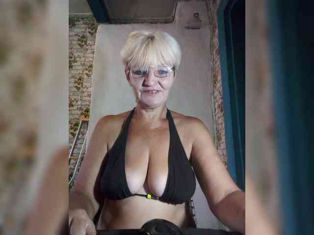 NikaGold45 webcam