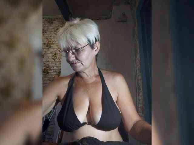 NikaGold45 webcam
