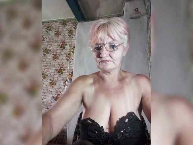 NikaGold45 webcam