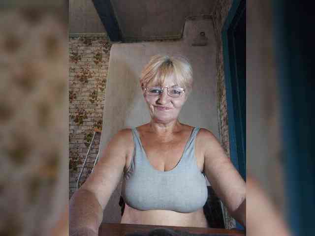 NikaGold45 Sex Cam Show