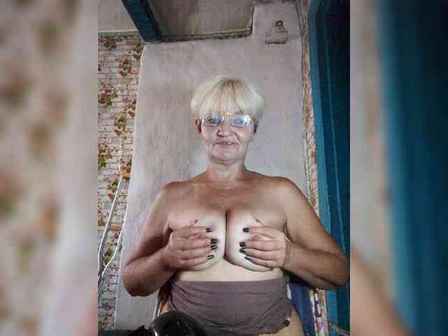 NikaGold45 webcam