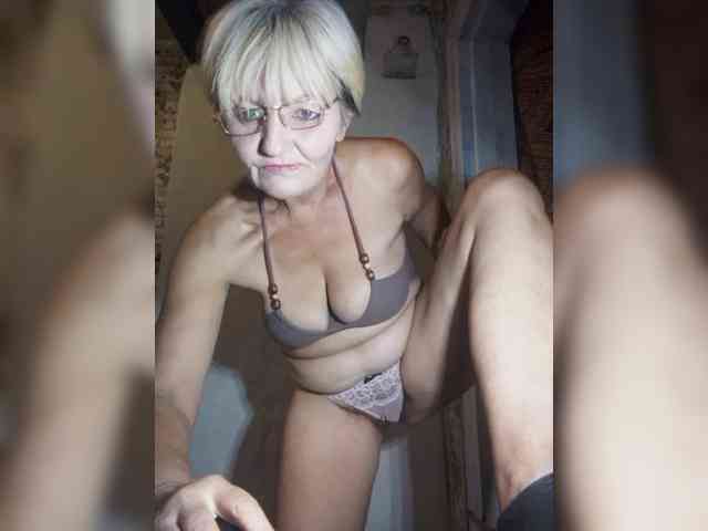 NikaGold45 webcam