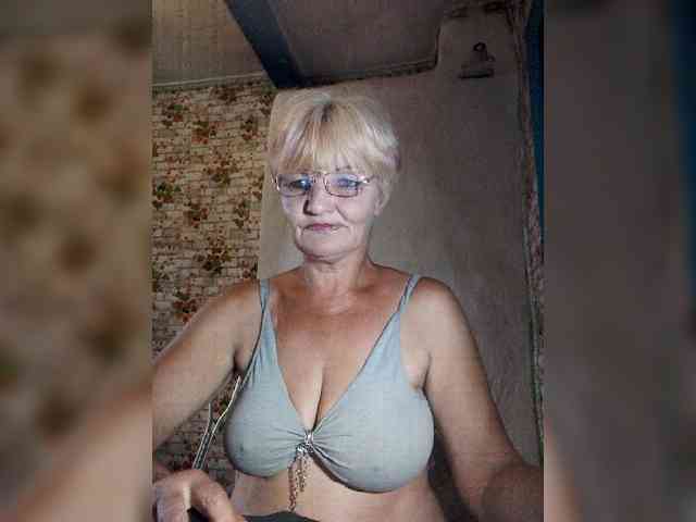 NikaGold45 Sex Cam Show