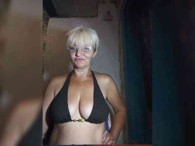 NikaGold45 webcam