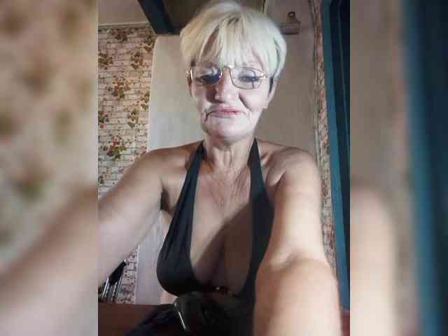 NikaGold45 webcam