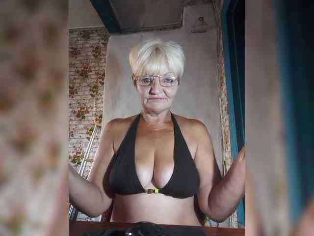 NikaGold45 webcam