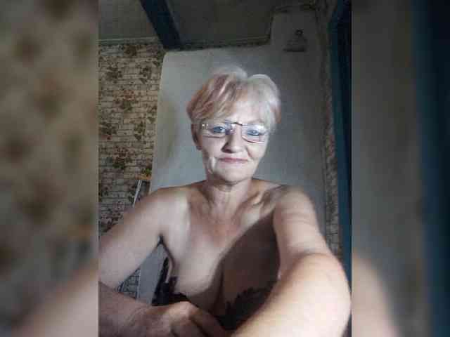 NikaGold45 webcam