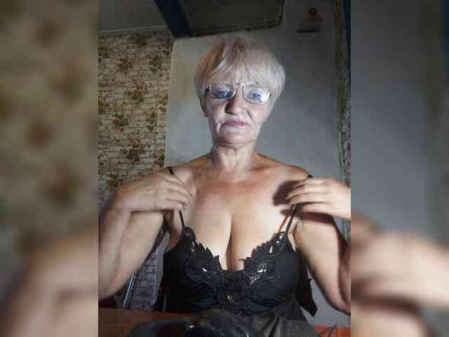 NikaGold45 webcam