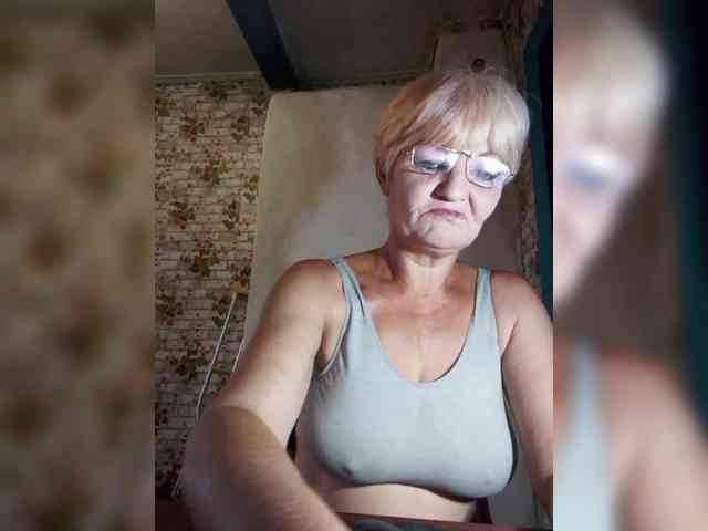NikaGold45 Sex Cam Show