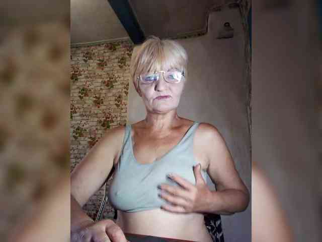 NikaGold45 Sex Cam Show