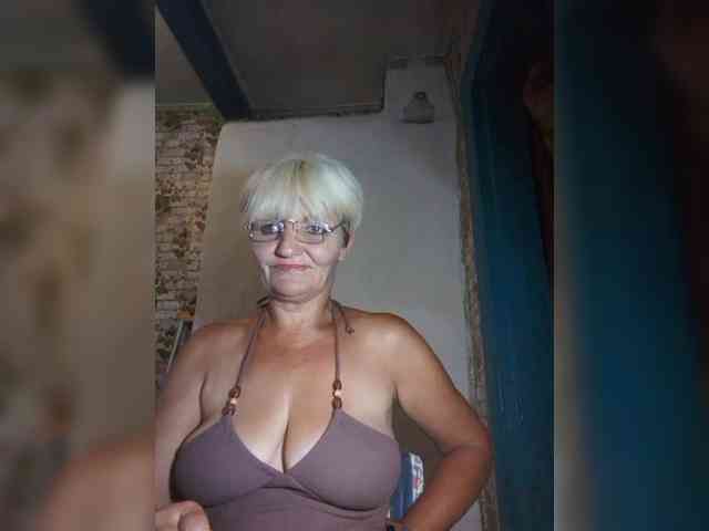 NikaGold45 webcam