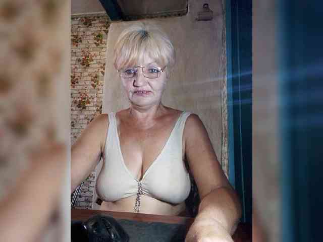NikaGold45 webcam