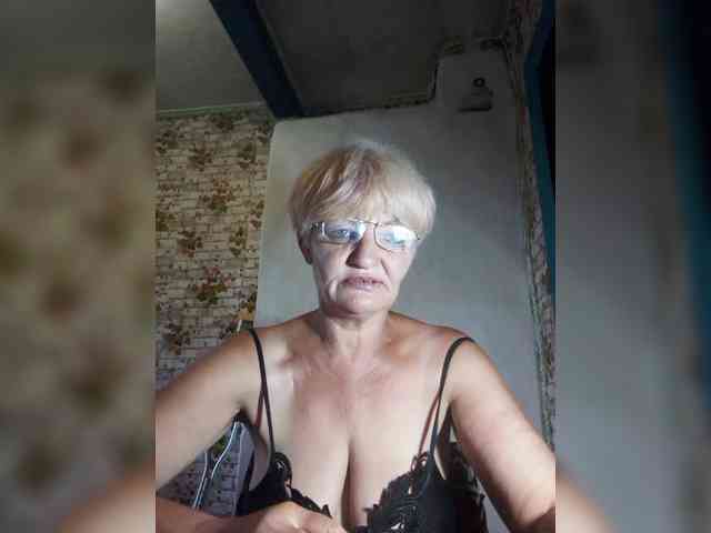 NikaGold45 webcam