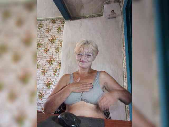 NikaGold45 Sex Cam Show