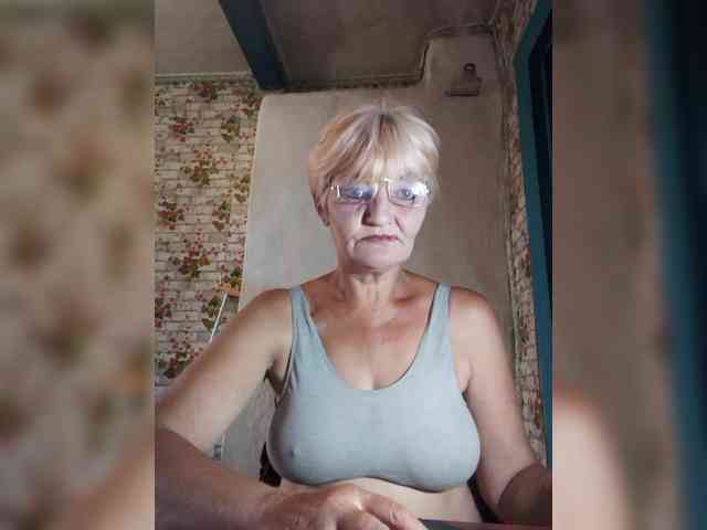 NikaGold45 Sex Cam Show