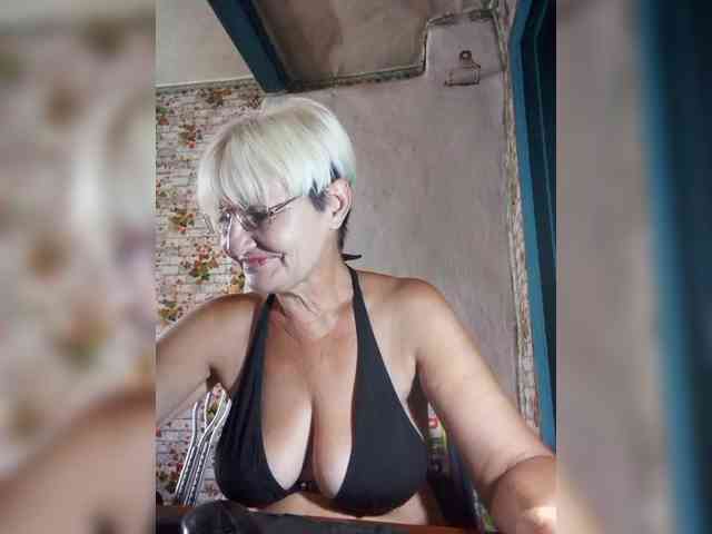 NikaGold45 webcam