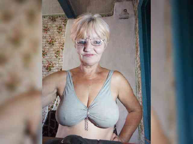 NikaGold45 Sex Cam Show