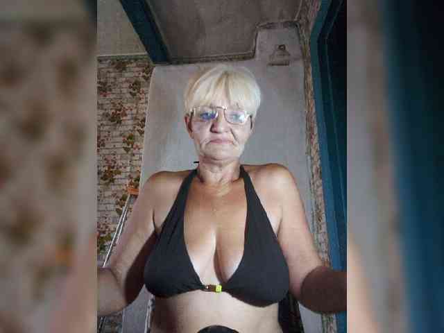 NikaGold45 webcam