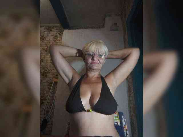 NikaGold45 webcam