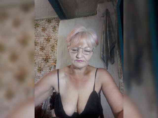 NikaGold45 webcam