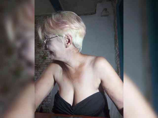 NikaGold45 webcam