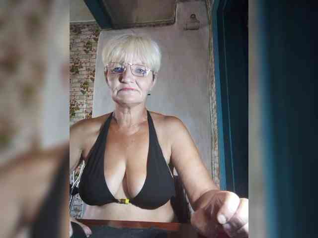 NikaGold45 webcam