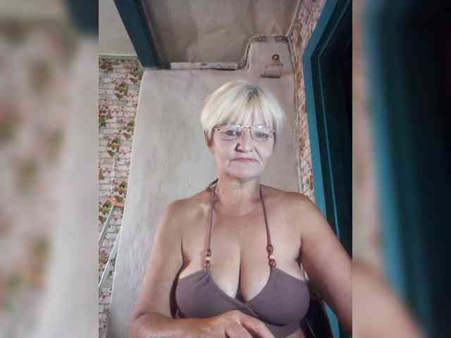 NikaGold45 webcam