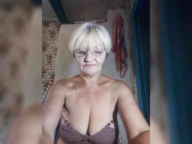 NikaGold45 webcam