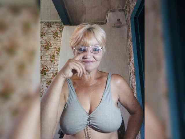 NikaGold45 Sex Cam Show